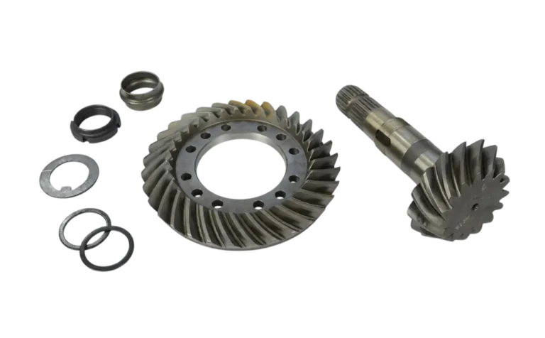 068215 – 15X31 CROWN WHEEL AND PINION SET